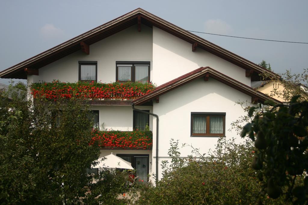 Bed and Breakfast Haus Stuttgart Obernberg am Inn Экстерьер фото